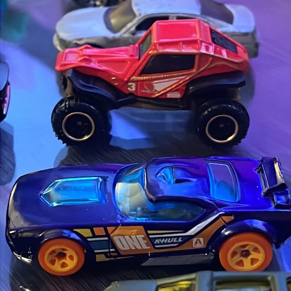 Hotwheels Bundle of 15 - Picture 4 of 13